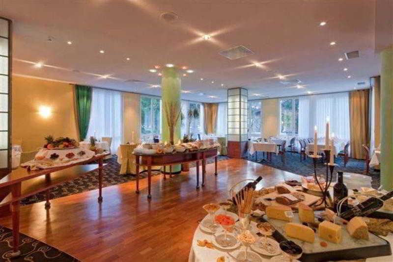 Hotel Metropol Saas-Fee Restaurant bilde